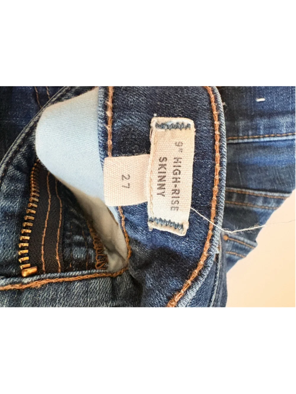 Madewell 9” High Rise Skinny Jean cutoff Shorts Women’s 27 Blue Distressed Denim